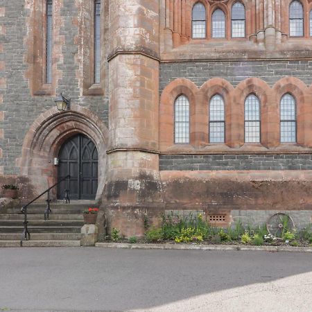 Penthouse St Mary'S Church 모팟 외부 사진